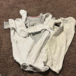 Newborn gowns